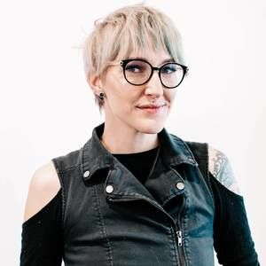 Meet your Posher, Lauren